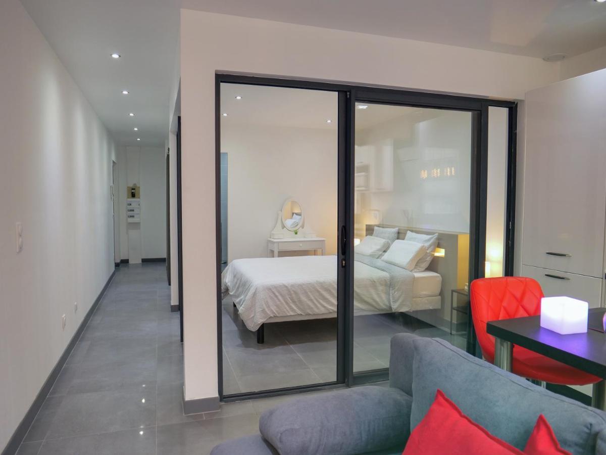 Ferienwohnung Le Drouhouse + Parking Prive Nancy Exterior foto